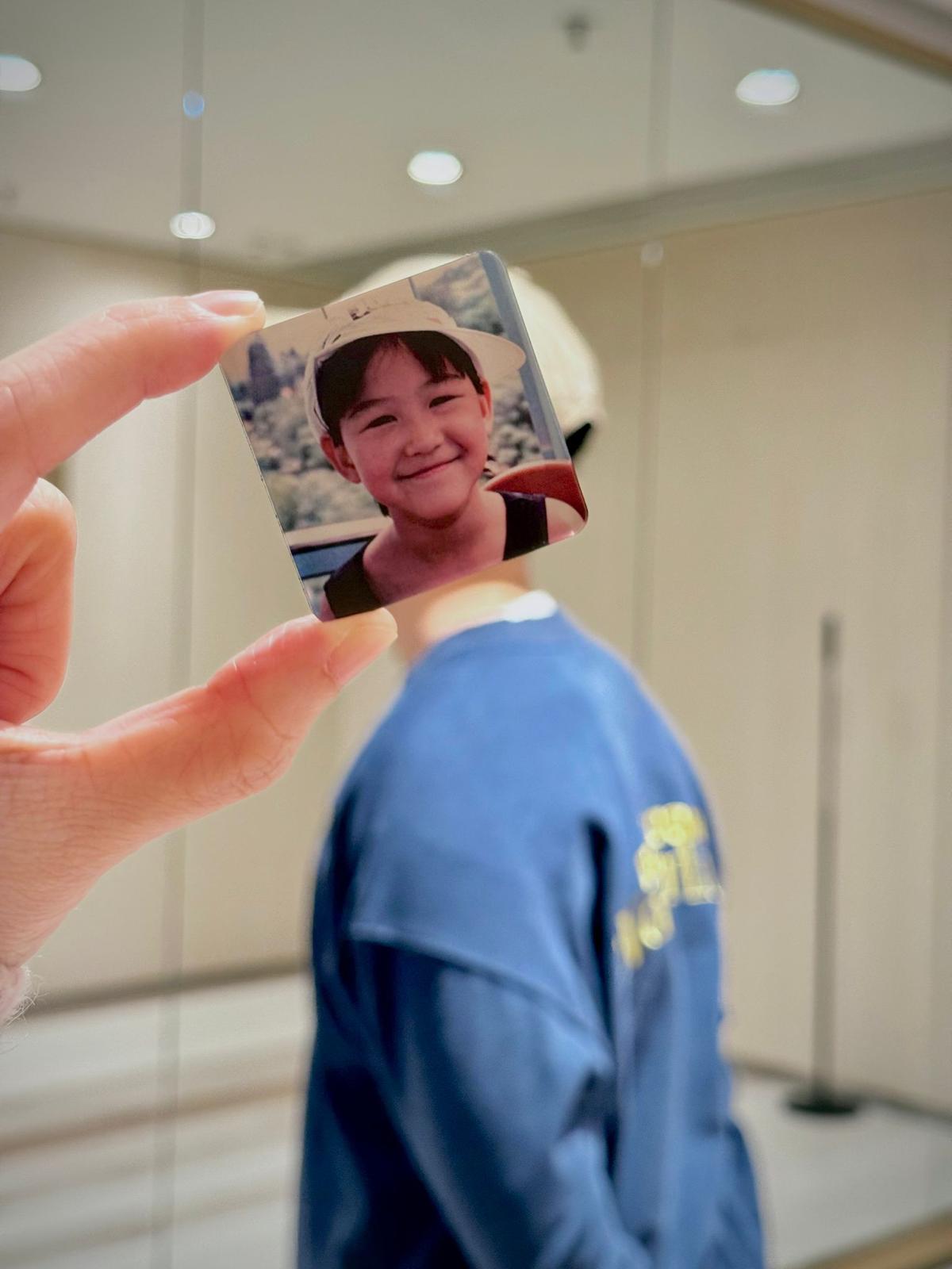 Bluemoon Wanderlust Blind Magnet